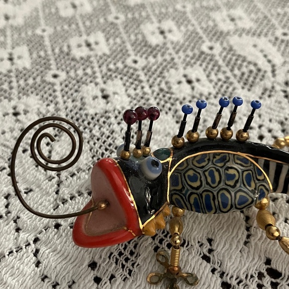 Colorful Beaded Lizard Brooch - Picture 3 of 4